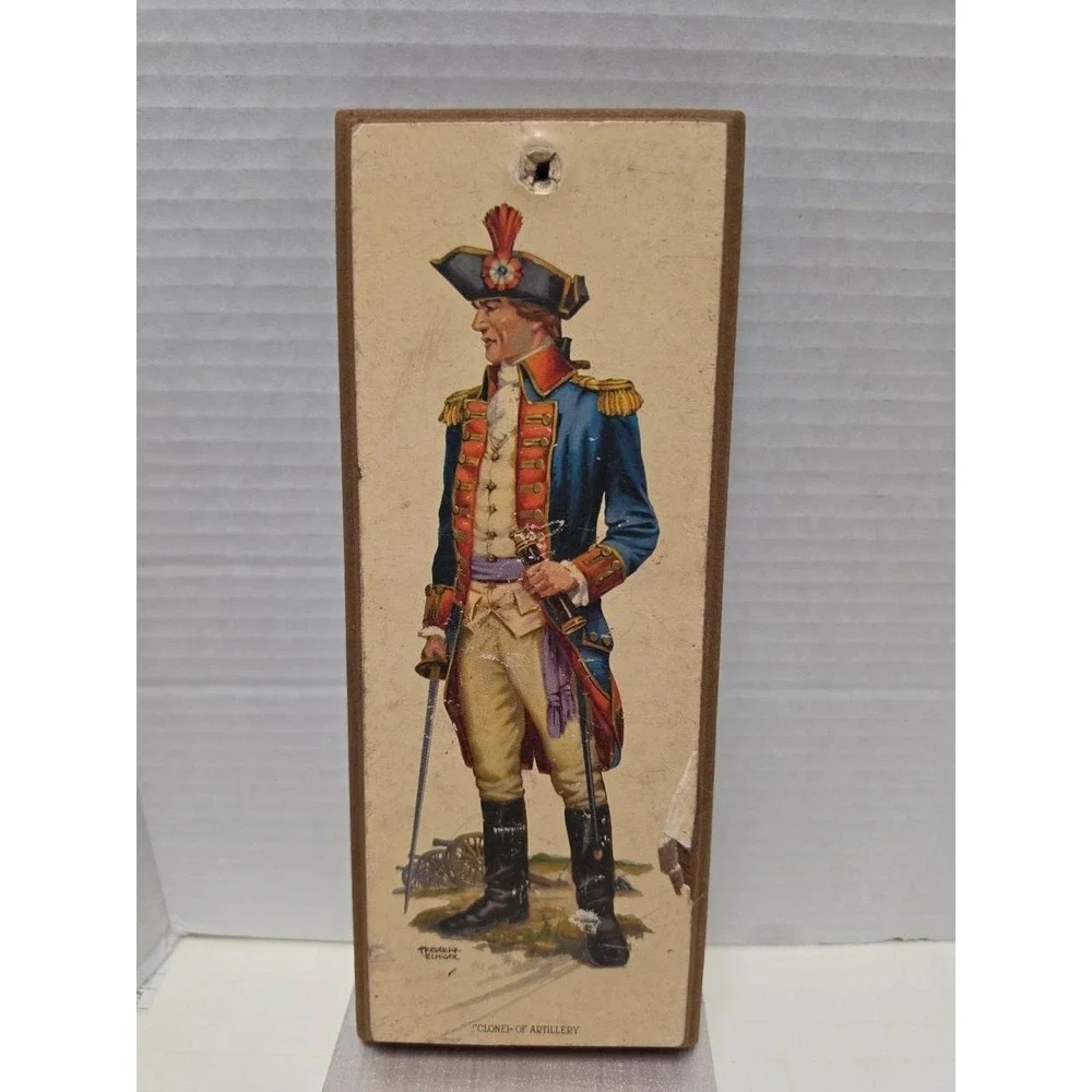 vintage 1950s or 1960s Frederick Elmiger American Revolutionary War wall plaques